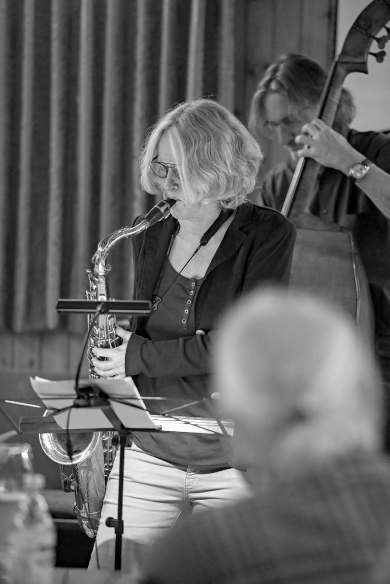 Regina Büchner am Saxophon